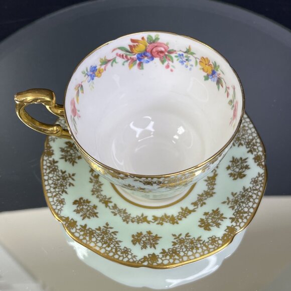 Vtg. Paragon Tea Cup & Saucer Fine Bone China Scalloped Edge Floral Pattern UK - Picture 2 of 13